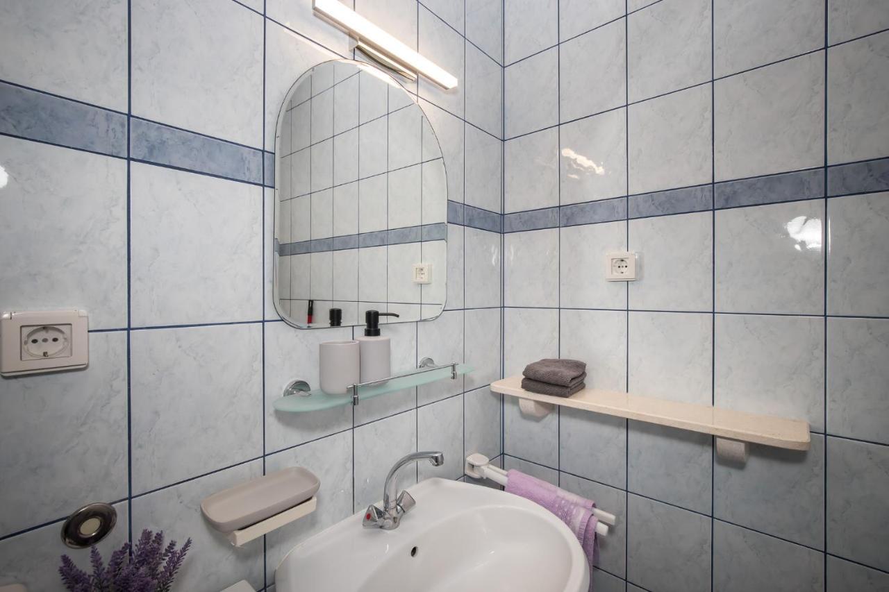 Filipic Apartment *